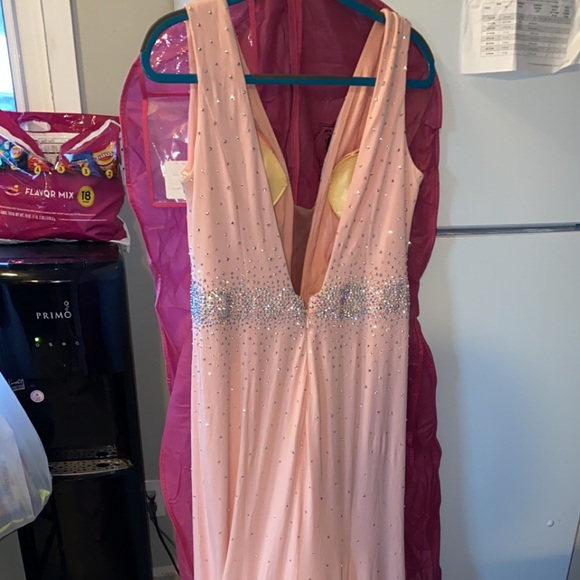 Prom dress - Picture 2 of 3